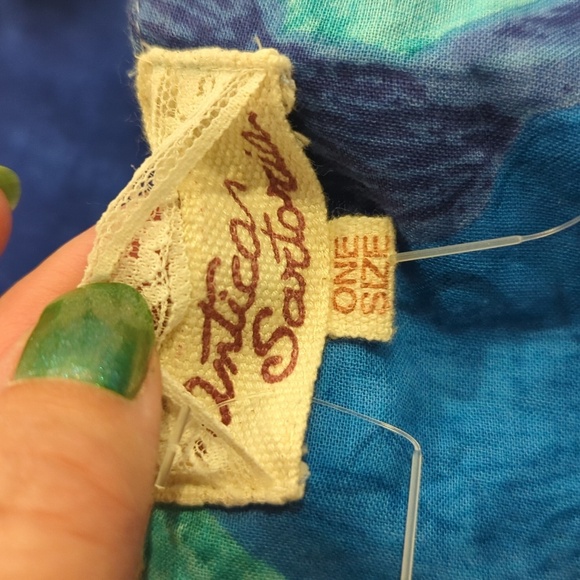 Ladies Top - Picture 4 of 8